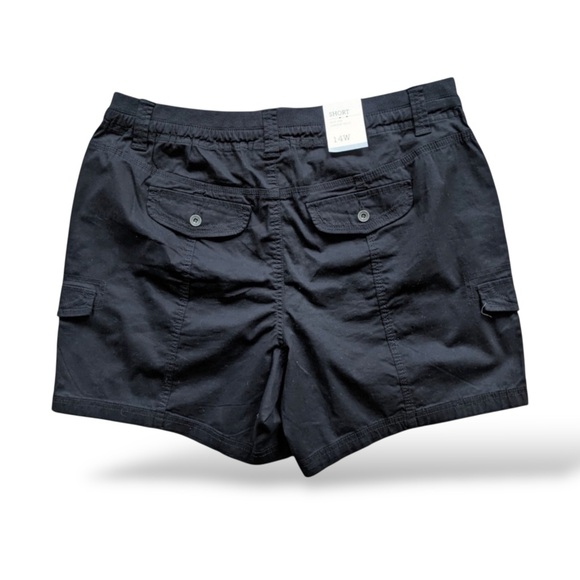 Style & Co Plus Black Mid-Rise Cargo Short, 14W - Picture 2 of 4